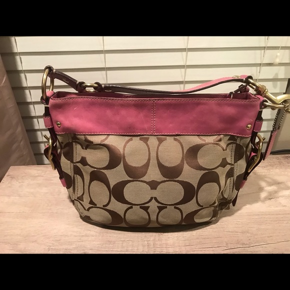 Authentic Coach Handbag - Picture 2 of 8